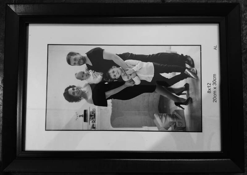 8'' x 12'' Photo Frame Design-06